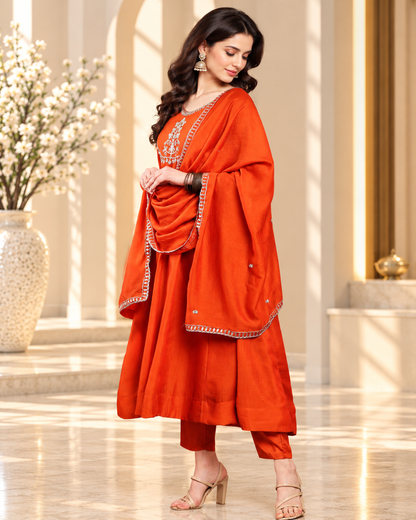color:orange