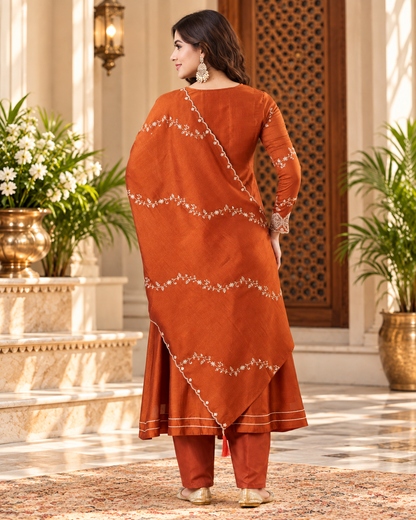 color:orange