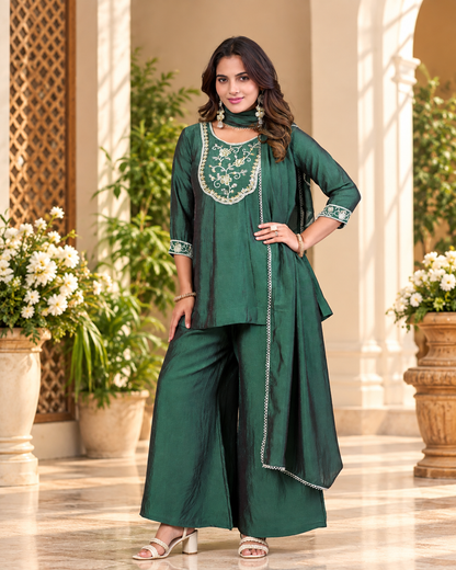 color:green
